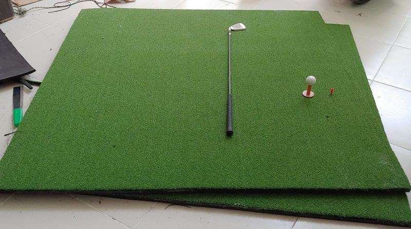 Khi mua thảm tập golf cũ, bạn nên chú ý đến độ bền của thảm
