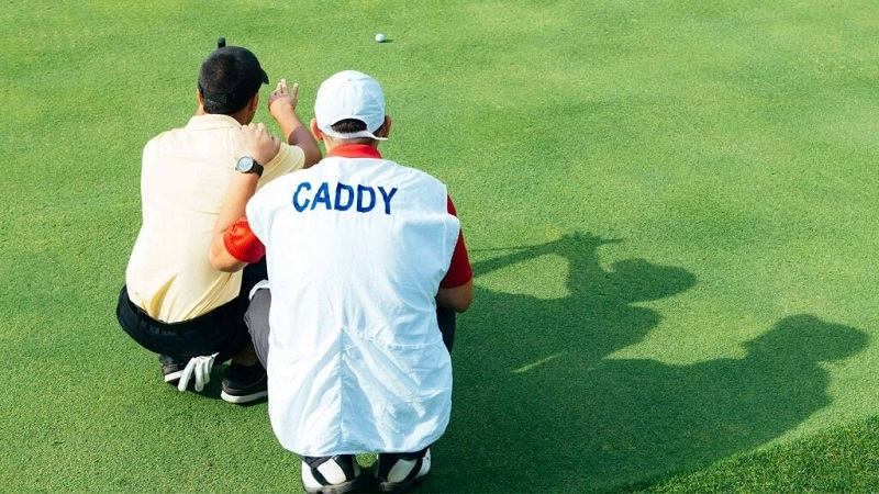 Caddie cần năng động, nhanh nhẹn, hiểu về golf
