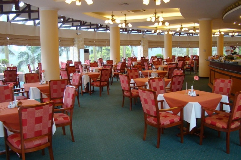 Nhà hàng ở sân golf Đồng Mô
