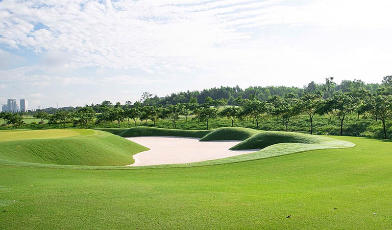 Sân Golf Harmonie nổi tiếng ở Bình Dương