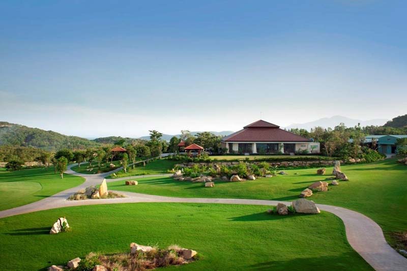 Sân golf Gia Lâm được quy hoạch tại vị trí thuận lợi