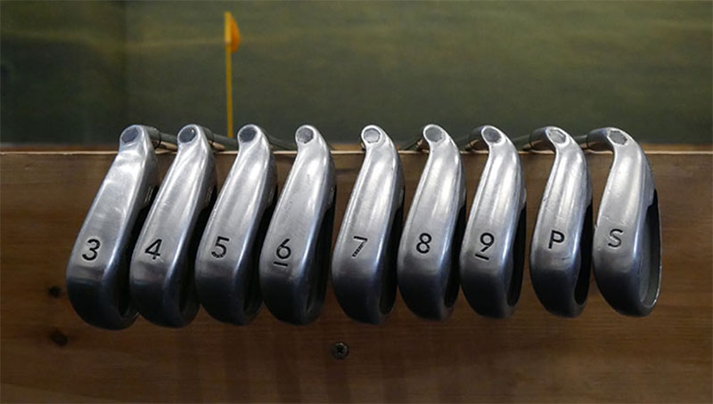 Dựa vào khoảng cách mục tiêu mà golfer sẽ lựa chọn loại gậy sắt có số tương ứng