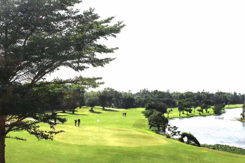 Sân golf Nghệ An được thiết kế ấn tượng với khung cảnh thiên nhiên hùng vỹ