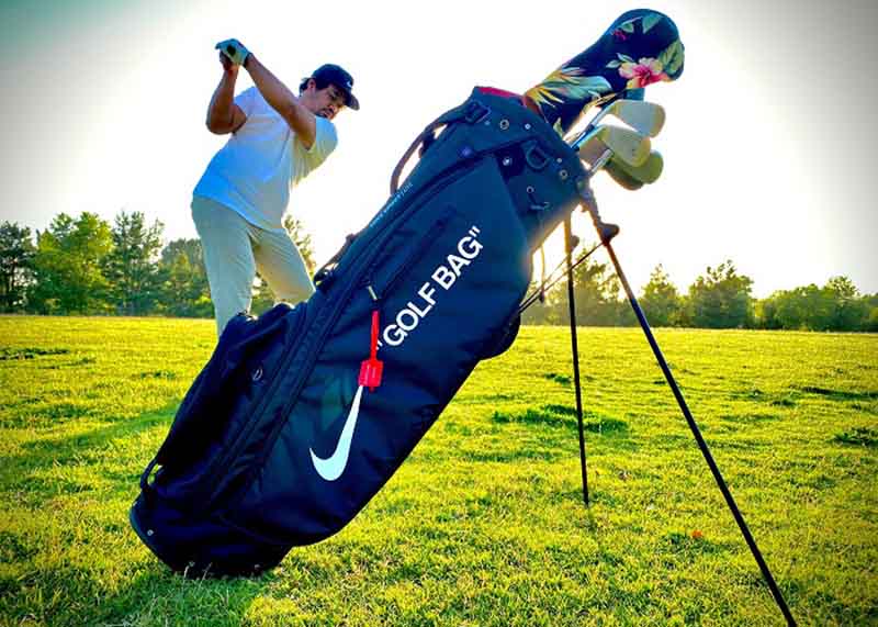 Túi đựng gậy golf có vai trò quan trọng đối với golfer