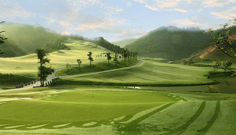 Thiết kế sân golf Hòa Bình Geleximco được đánh giá cao