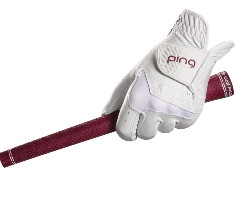 Mẫu găng tay này của hãng Ping nhận được đánh giá tích cực từ nhiều chị em golfer
