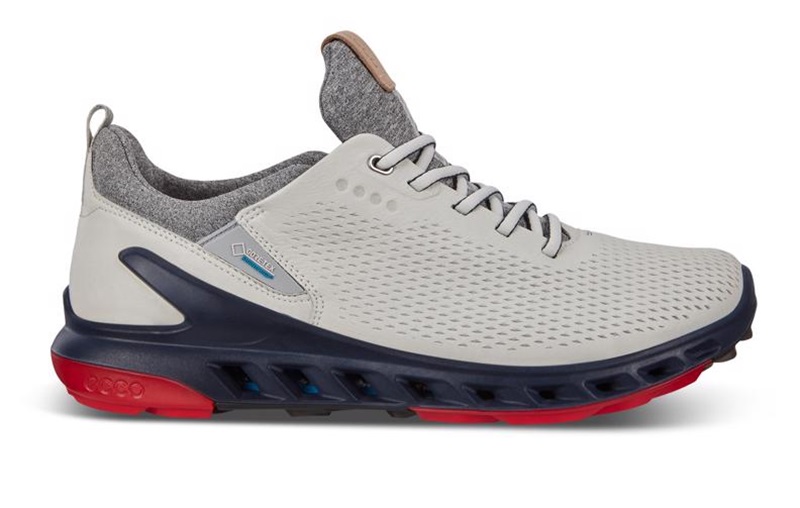 Giày golf được chế tạo dựa trên Biom bàn chân độc quyền của hãng Ecco