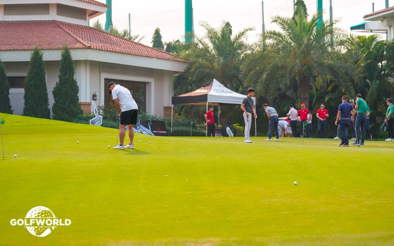 Đại Diện Golfworld Tham Dự Launching Sản Phẩm Mới Của Titleist Tại Long Biên Golf Course