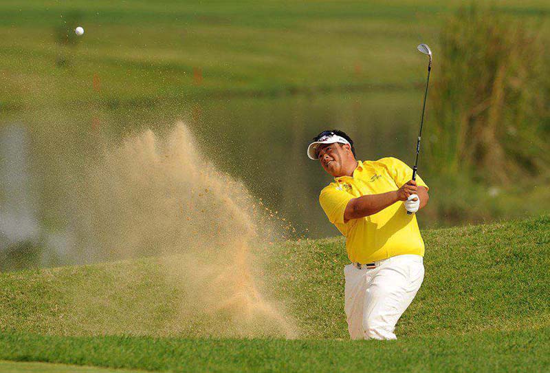 Dựa vào trình độ mà golfer lựa chọn mẫu gậy golf đánh cát phù hợp