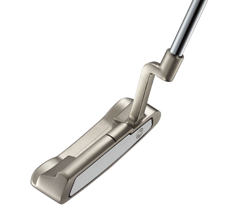 Putter Odyssey Callaway Warbird cho cảm giác gạt bóng chắc chắn, tự tin