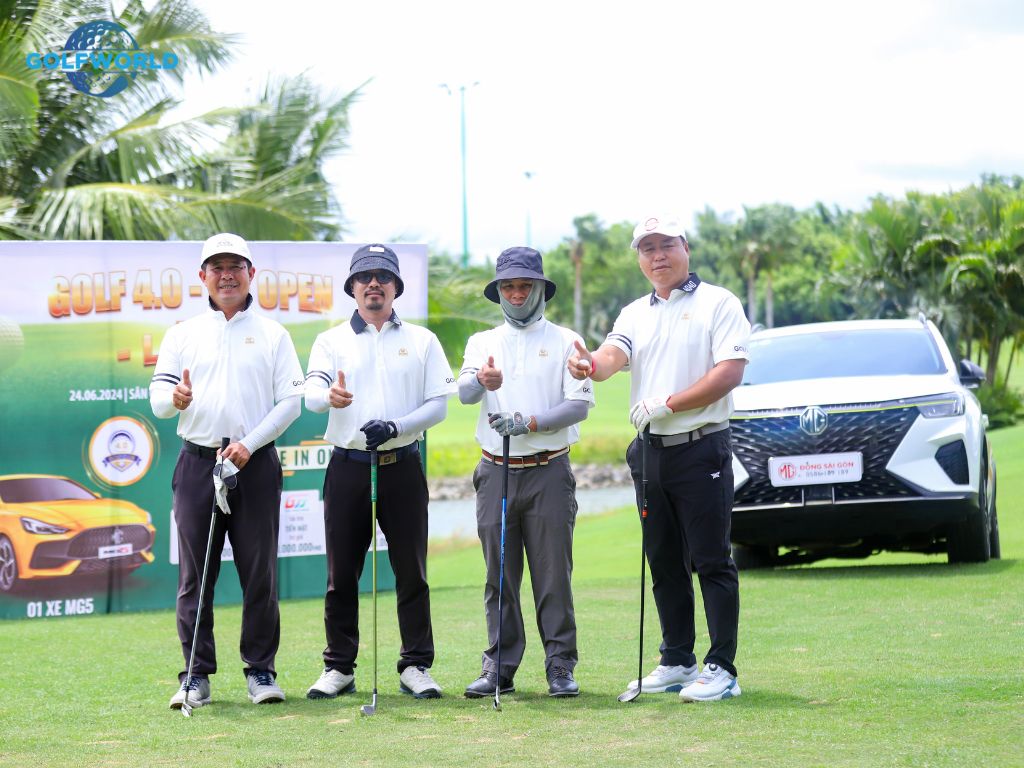 Xe sang là một trong những giải thưởng đẳng cấp thường gặp trên sân golf