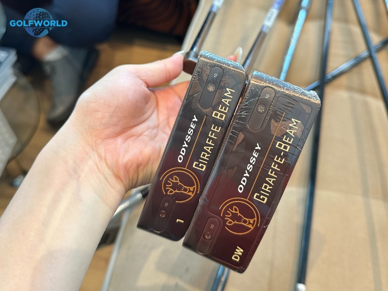 Chuyên gia Vietnam Golf Tech trải nghiệm gậy putter Odyssey Giraffe-Beam được cả thế giới ngóng chờ tại Việt Nam