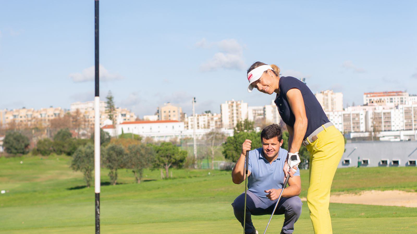 Hole in one là gì, khác albatross thế nào